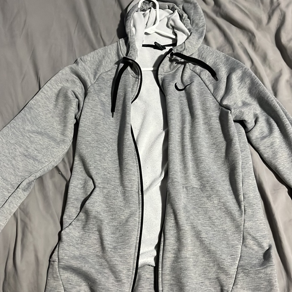Nike Therma dri fit zip up
